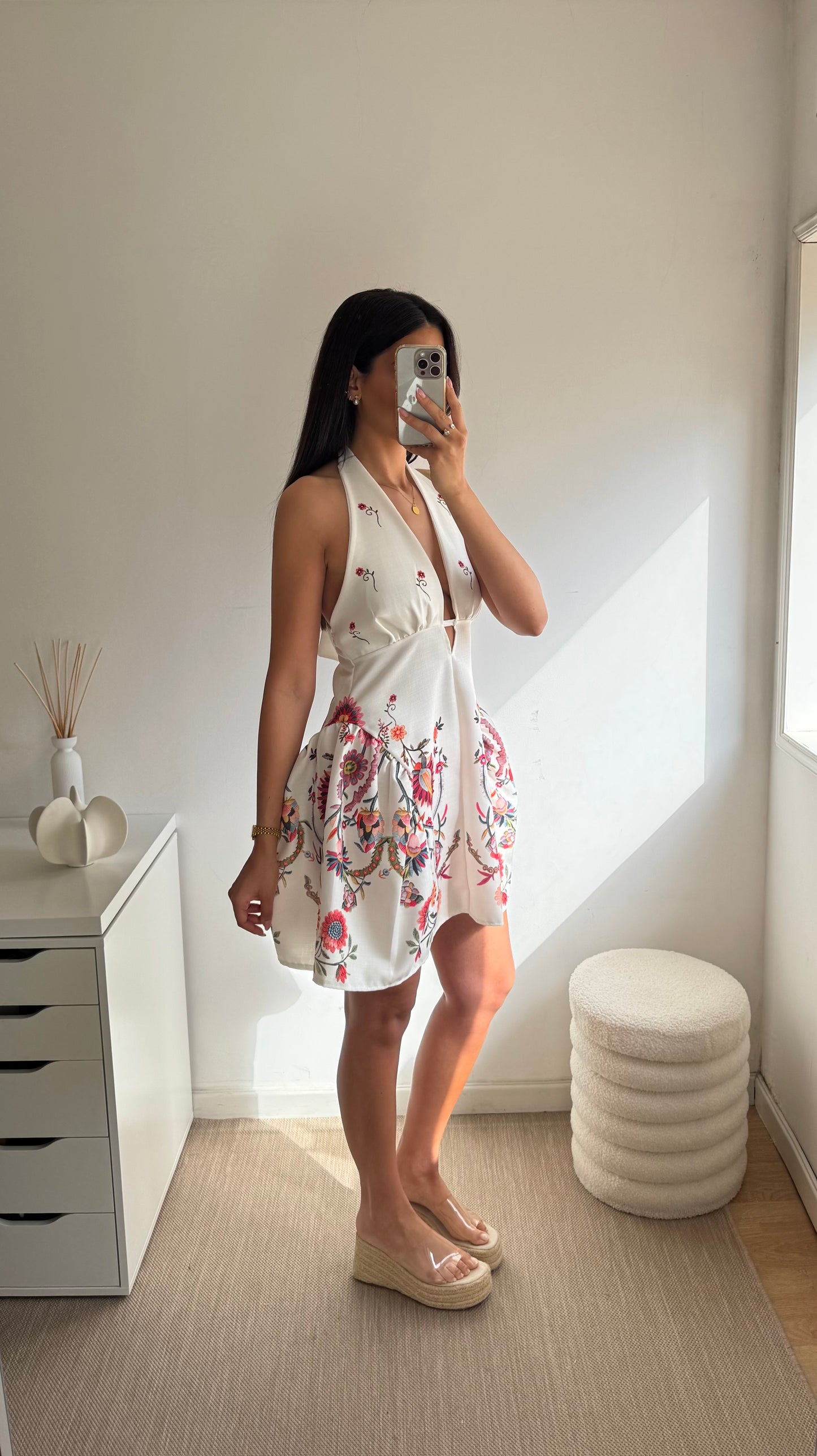 VESTIDO MINI DECOTE