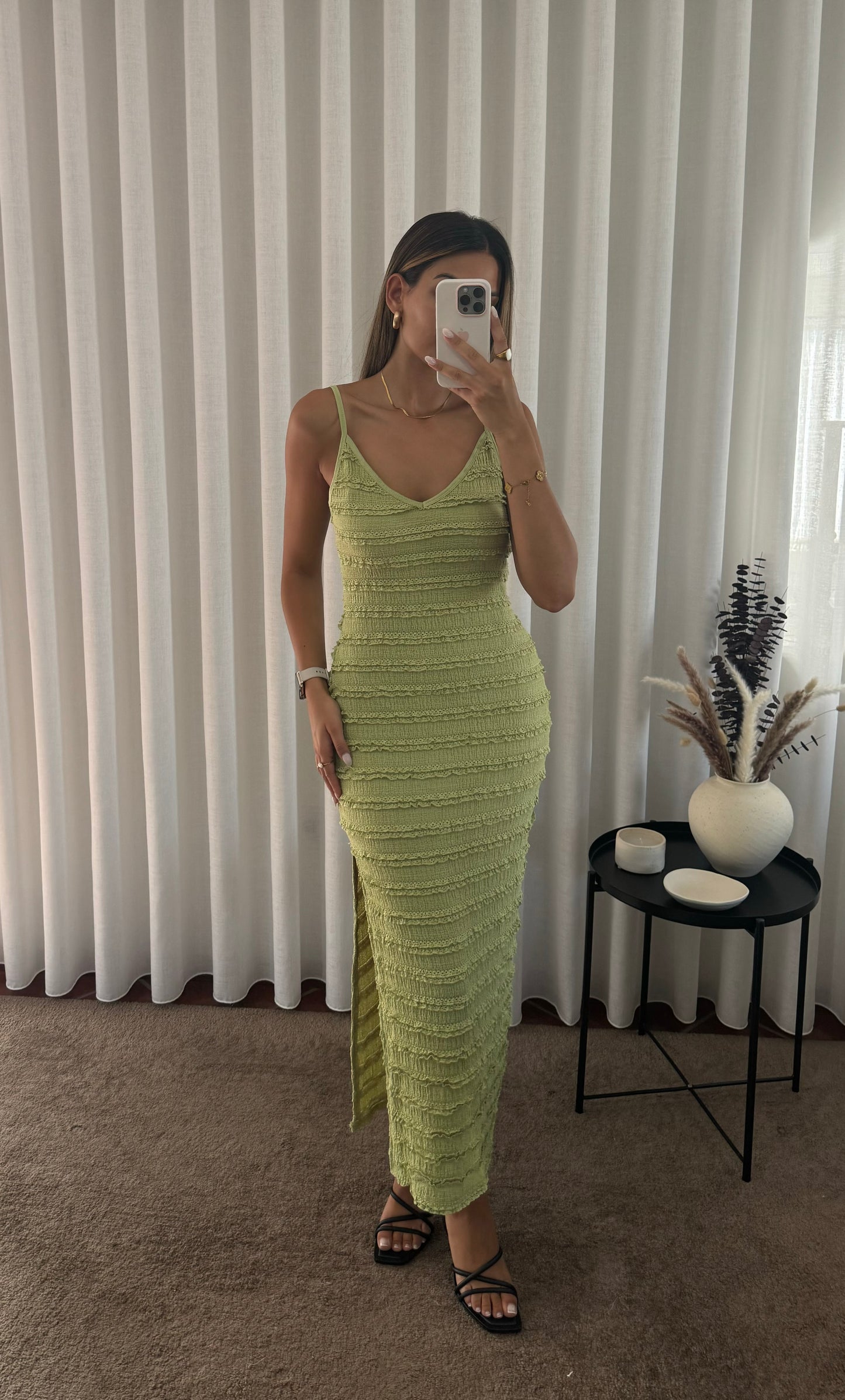 VESTIDO RELEVO MIDI