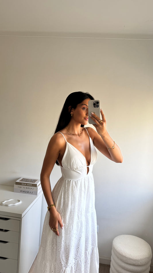 VESTIDO DECOTE